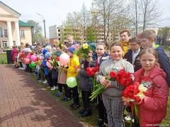 Торжественное возложение цветов к бюсту П.И. Куприянова
