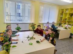 Праздничная программа «Ваш праздник сердечным «Спасибо» увенчан», приуроченная Дню учителя