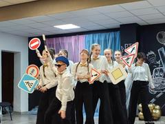 Городские игры  среди команд весёлых и находчивых  Юных инспекторов дорожного движения