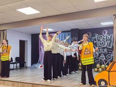 Городские игры  среди команд весёлых и находчивых  Юных инспекторов дорожного движения