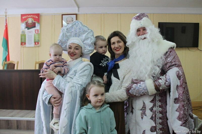 НАВСТРЕЧУ  НОВОМУ  2026 году: педагоги и учащиеся Центра приняли участие в ряде праздничных мероприятий городского уровня